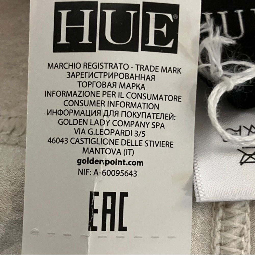 HUE Cream Patterned Leggings - Picture 4 of 11